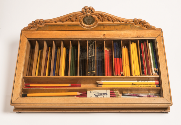 L'Italia non produce pi&ugrave; matite. Storia di un amore finito troppo presto