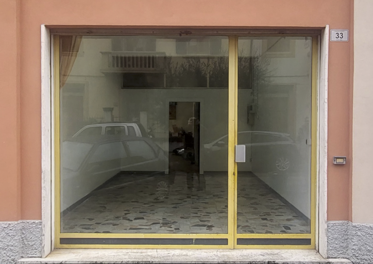 A Vicenza è nato uno spazio culturale in un edificio che sarà demolito per far passare il treno