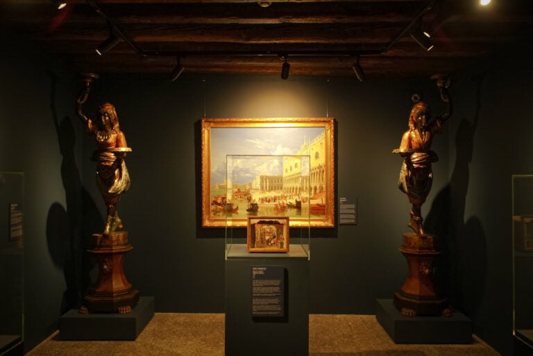 A Venezia apre un museo privato dedicato al Carnevale: arte, maschere, moda e design