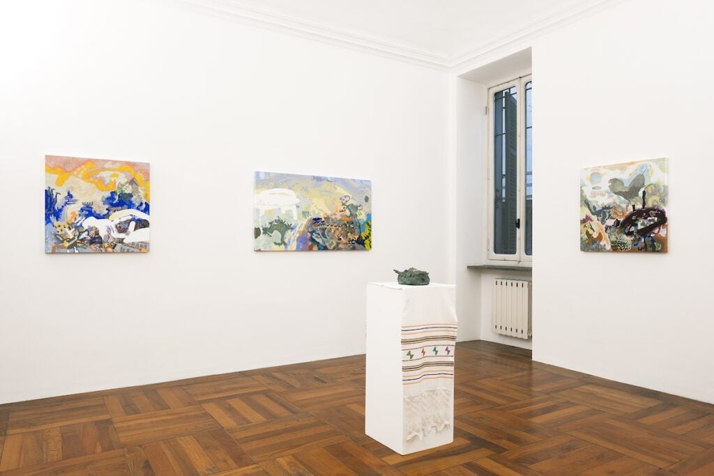 Victoria Stoian, Cel mai iubit dintre pămȃnteni, 2026, particolare della mostra &copy; ph Nadia Pugliese