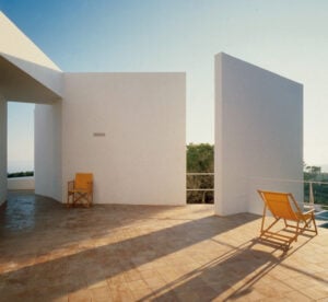 Esiste un’architettura abitativa tipica del Mediterraneo? Un nuovo libro risponde