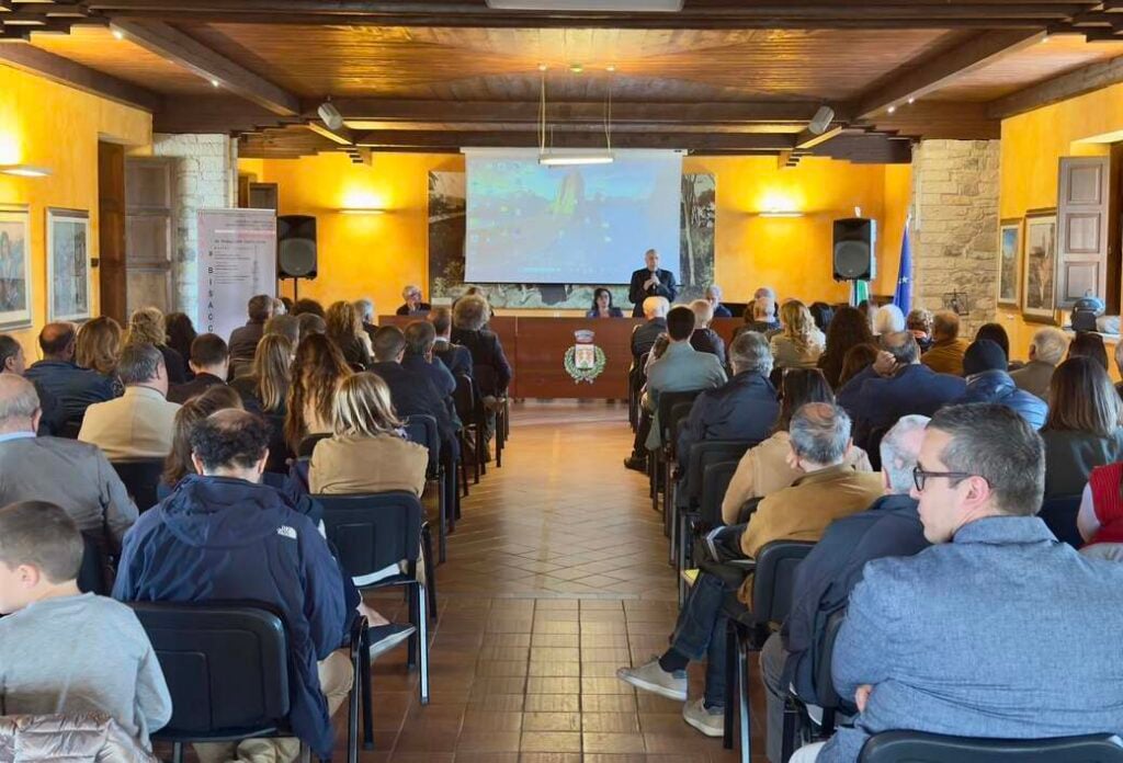 La mostra Aldo Loris Rossi a Bisaccia. Visione e concretezza, tra architettura e natura. Verso l’istituzione del primo parco architettonico della Campania in Irpinia
