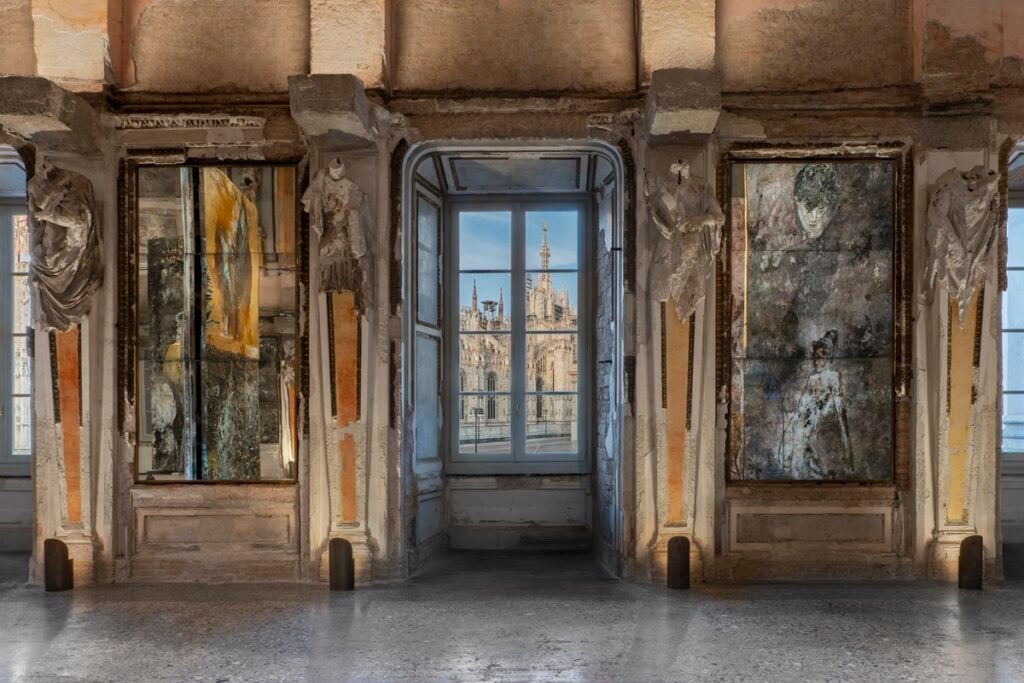 Gli enormi quadri di Kiefer esposti a Palazzo Reale a Milano potrebbero restare lì per sempre?