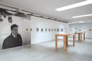 In una galleria d’arte di Firenze una mostra museale dedicata a Nanni Balestrini 