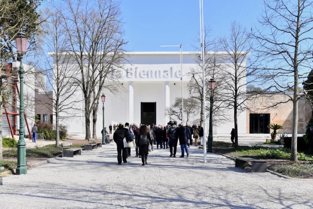 Il Padiglione Centrale ai Giardini della Biennale. Photo Irene Fanizza