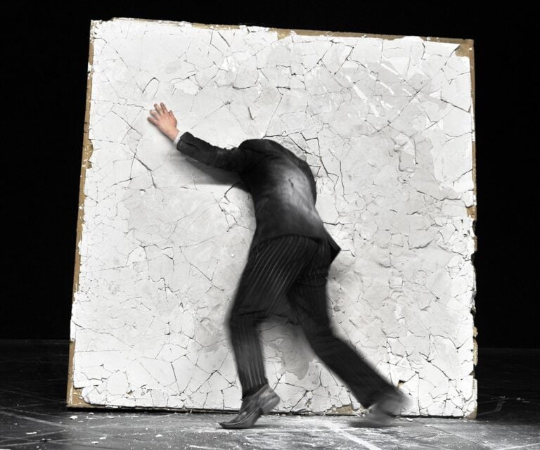 Dimitris Papaioannou, Still Life, 2014. Prodotto dall&rsquo; Onassis Cultural Centre, Atene. Foto &copy;Nikos Dragonas. Courtesy l&rsquo;artista e Onassis Cultural Centre