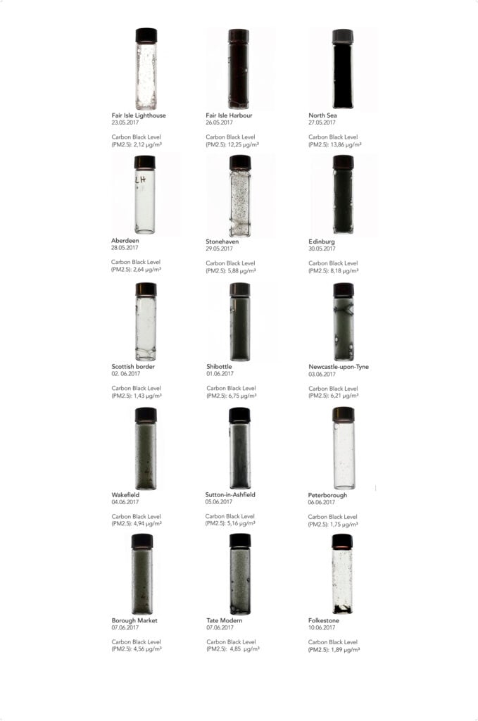 Sara Benaglia, Immagini infestate. Ecologie tossiche della fotografia , Anais Tondeur, Carbon Black. Extracted particles transformed into ink, 2017-18; courtesy l&rsquo;artista