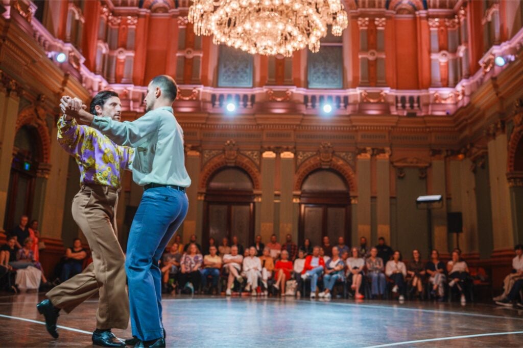 Alessandro Sciarroni, Save the Last Dance for Me, ph. Stephen Wilson Barker