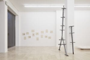 I gesti radicali di un’artista icona dell’avanguardia rumena in mostra a Bologna 