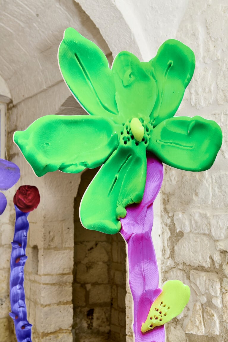 Polignano a Mare (BA), ExChiesetta. Michela Rondinone, "Tentativi di fioritura", 2026, ph. Marino Colucci, courtesy Fondazione Pascali
