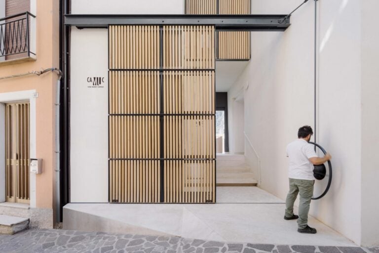 Torna la Biennale di Ulassai, il borgo in Sardegna che ha dato i natali alla grande artista Maria Lai