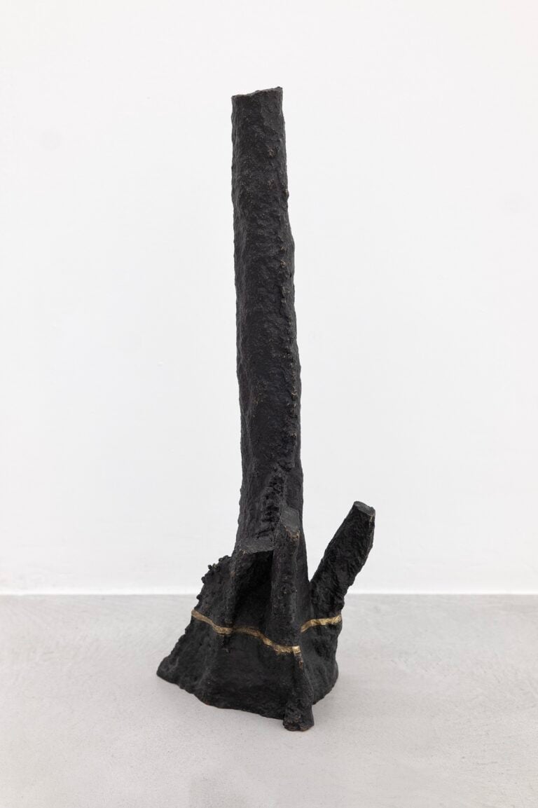 Ignazio Mortellaro, Byss and Abyss, 2018. Bronzo e ottone (fusione a cera persa), plinto in ferro, h 48, base cm 55&times;55&times;55 &mdash; Ed. 2/2