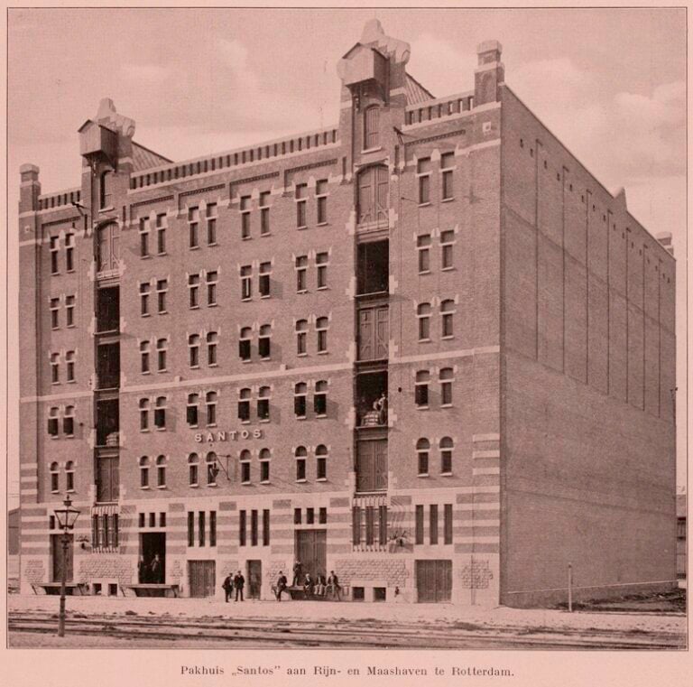 Il Magazzino Santos nei primi anni del Novecento. Graafland, 1917