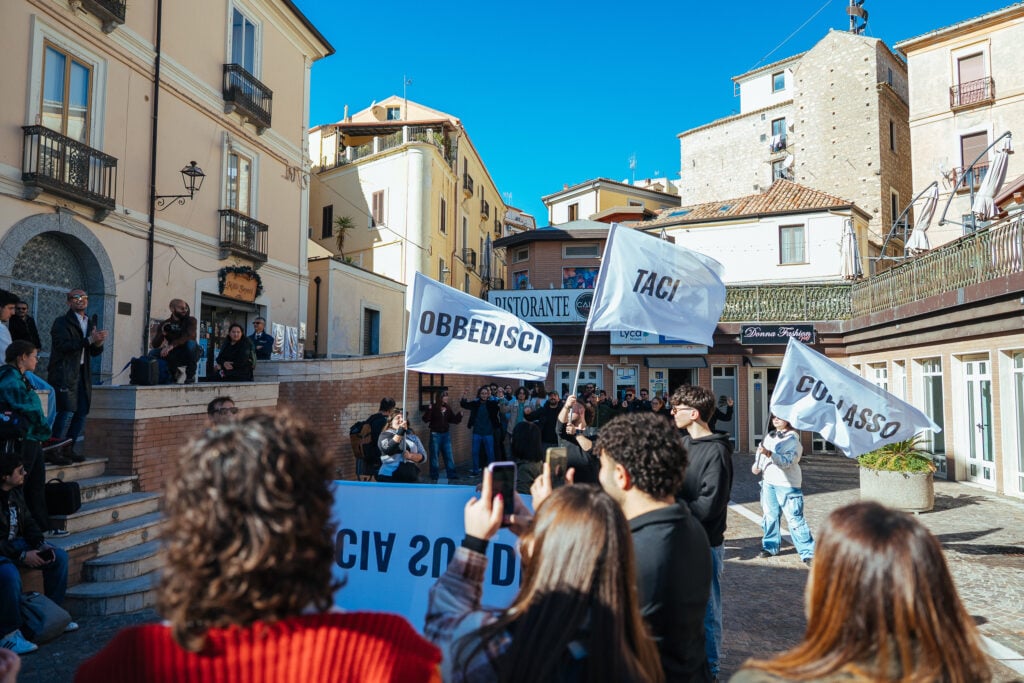 La settimana situazionista, 2025. Foto crediti: Cristina Gavello, Domenico Panzera, Desir&egrave; Procopio, Luca Barbieri, Giuseppe Sirianni, Davide Posella, Andrea Riga, Aurora Tiziana Baratta, Gabriele Gironda, Francesco Buffetta, Corrado Grandinetti. Per gentile concessione dell'Accademia di Belle Arti di Catanzaro