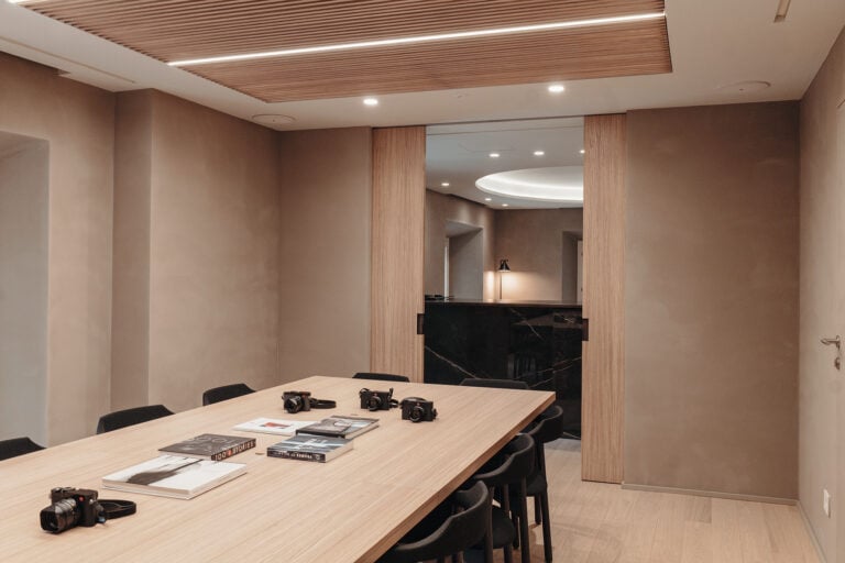 Una nuova casa della fotografia di fronte al Duomo di Milano. La Leica Galerie raddoppia gli spazi