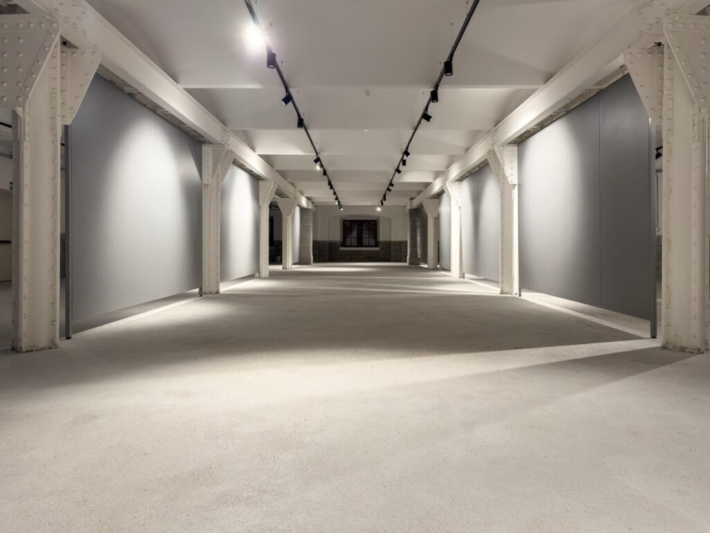 V Biennale Internazionale Donna