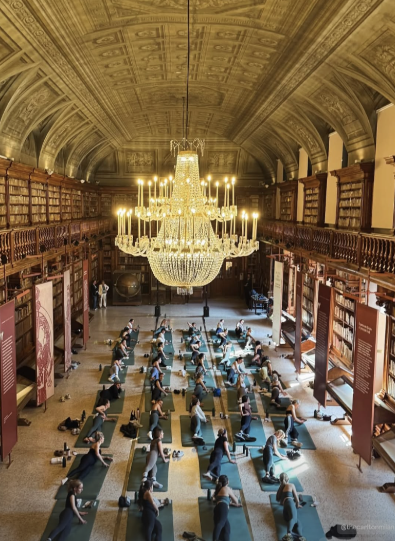 La storica Biblioteca Braidense di Milano trasformata in palestra da uno sponsor. Immagini, video, intervista al direttore