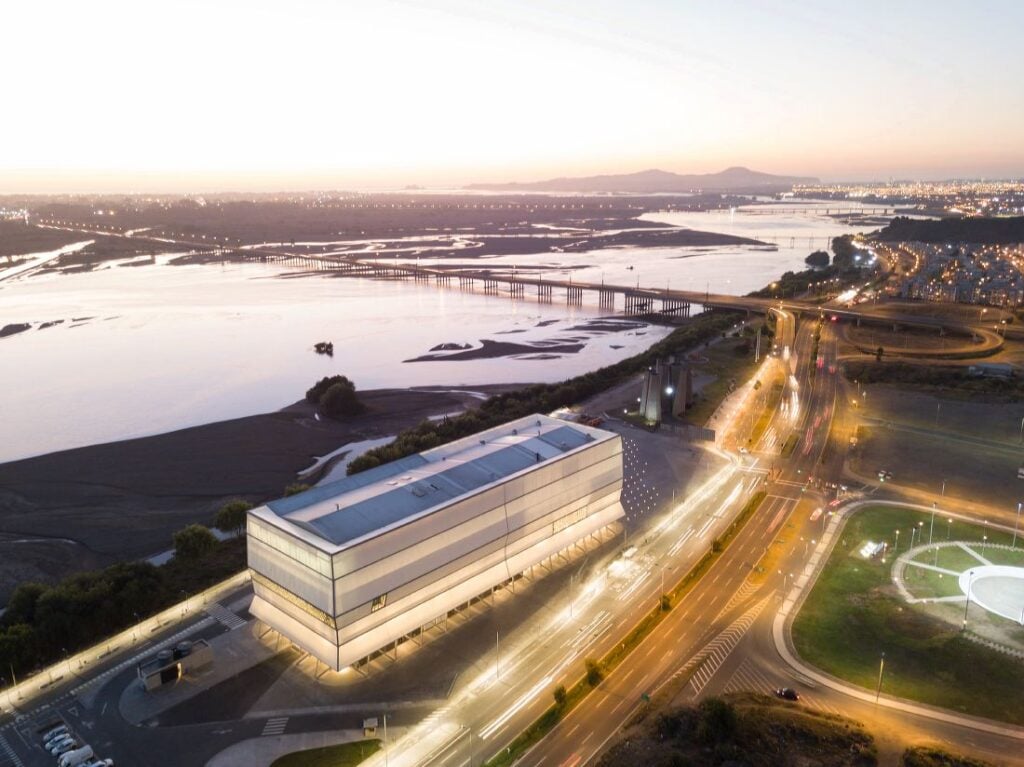 Smiljan Radić Clarke, Teatro Biobi&ograve;, Iwan Baan