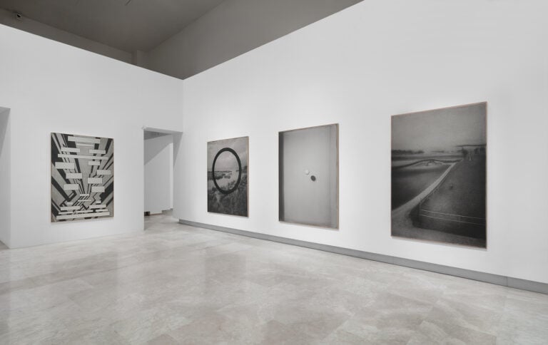 Marco Tirelli. Anni Luce, Palazzo delle Esposizioni, Roma, L'allestimento, foto Stefano Bonilli