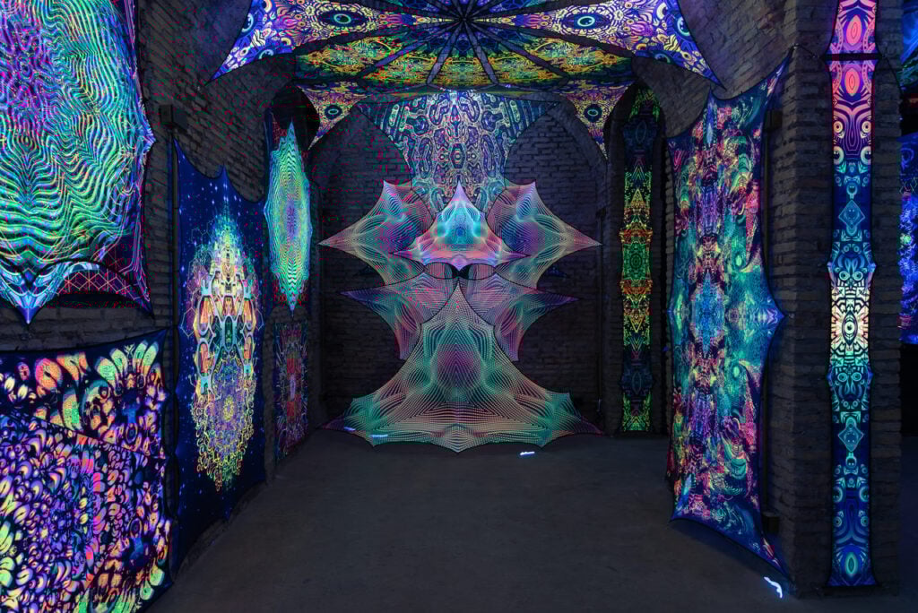 Supernova, Mattia Pajè, That's All Falks, Installation view, Foto Eleonora Cerri Pecorella