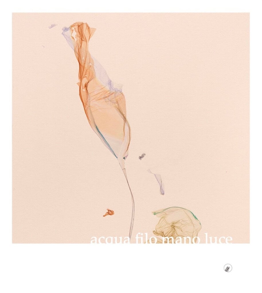 acqua filo mano luce