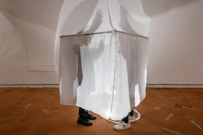 Virginia Zanetti, La casa (che) abito, installazione, Art gallery Dynamo Camp, 2025. Photo Leonardo Morfini, 2025