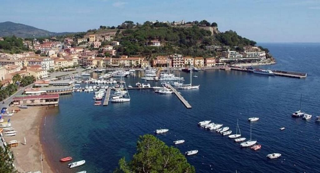 Veduta di Porto Azzurro