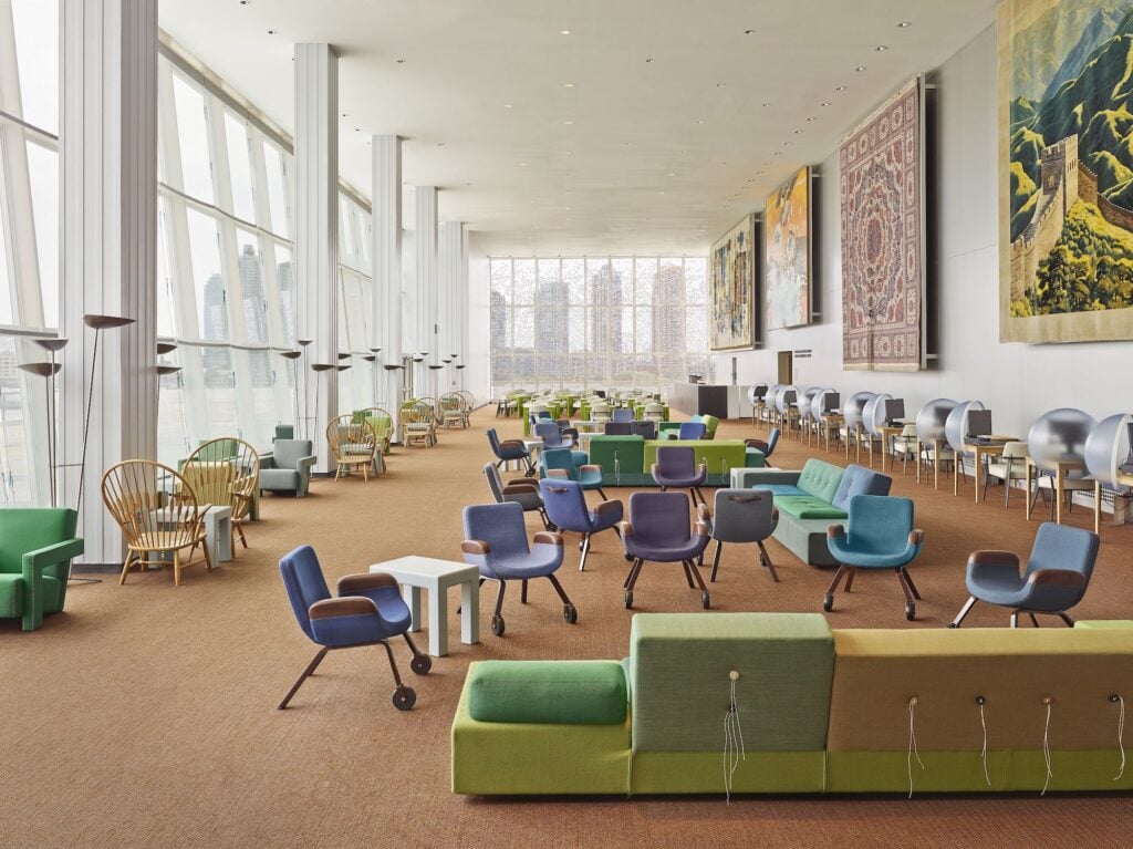 Il mondo sta riscoprendo il talento della designer olandese Hella Jongerius