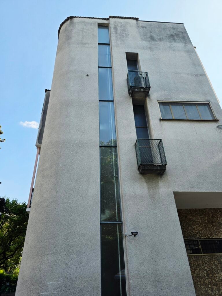 A Milano in questi giorni di Design Week &egrave; possibile visitare la mitica Villa Pestarini di Franco Albini. Le immagini