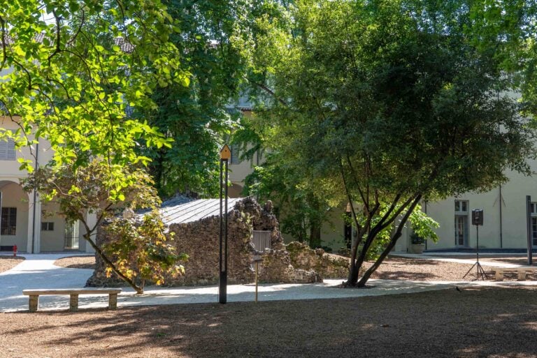 Secondo Brian Eno tutto &egrave; politica. E a Parma apre la sua prima mostra in Italia che parla anche della Palestina