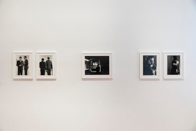 Installation view: Elisabetta Catalano. Cinema, Moda e Performance. Ph: Eduardo De Matteis. Courtesy Viasaterna e Archivio Elisabetta Catalano