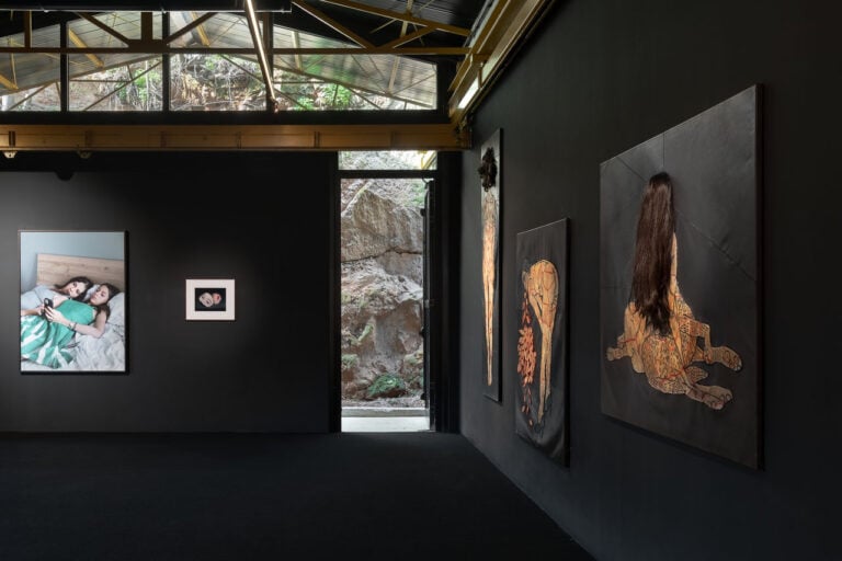 L&rsquo;immaginario di un&rsquo;artista polacca in bilico tra fiction e realt&agrave; in mostra a Roma&nbsp;