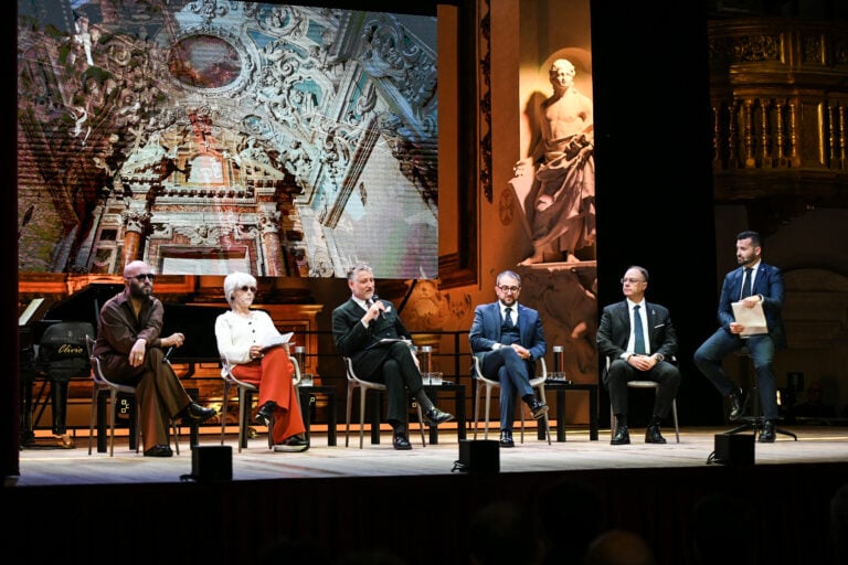La cerimonia inaugurale al Teatro San Filippo, L'Aquila