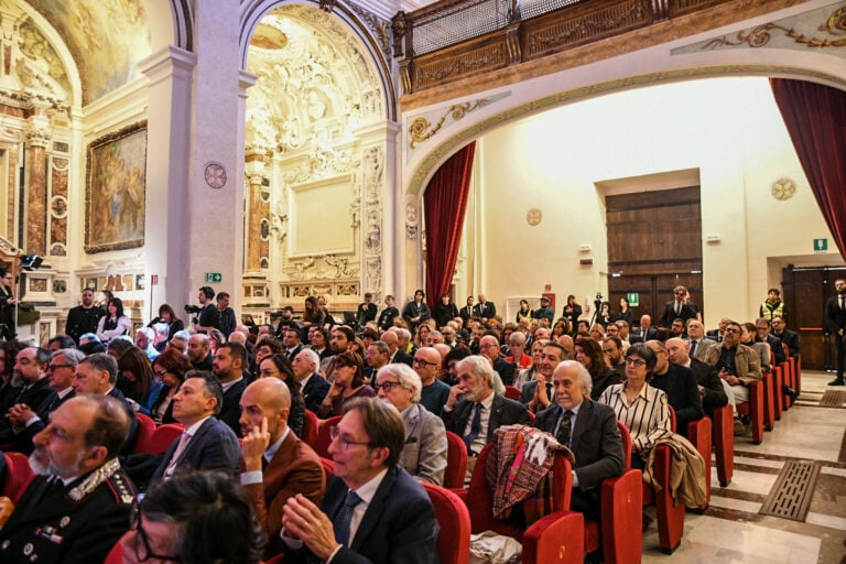 La cerimonia inaugurale al Teatro San Filippo, L'Aquila