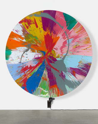 Lo studio del celebre artista Damien Hirst &egrave; stato ricreato a Seoul per una grande mostra a lui dedicata (c&rsquo;&egrave; pure il pavimento originale)