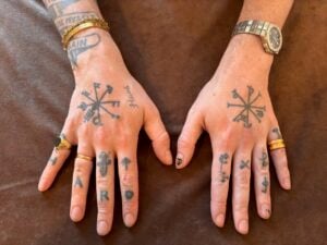 Cosa c’è dietro alla scelta di un vestito? Lo abbiamo chiesto a uno degli stylist più famosi del mondo