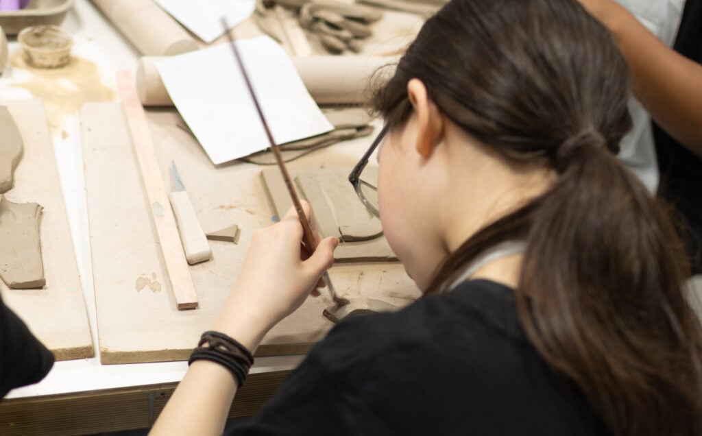 Tutti pazzi per l’artigianato. A Londra Sotheby’s celebra l’arte del fare con una settimana dedicata al craft