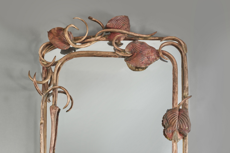 A New York si &egrave; svolta un&rsquo;asta di oggetti di design con risultati clamorosi (specchi da 30 milioni e altro ancora)