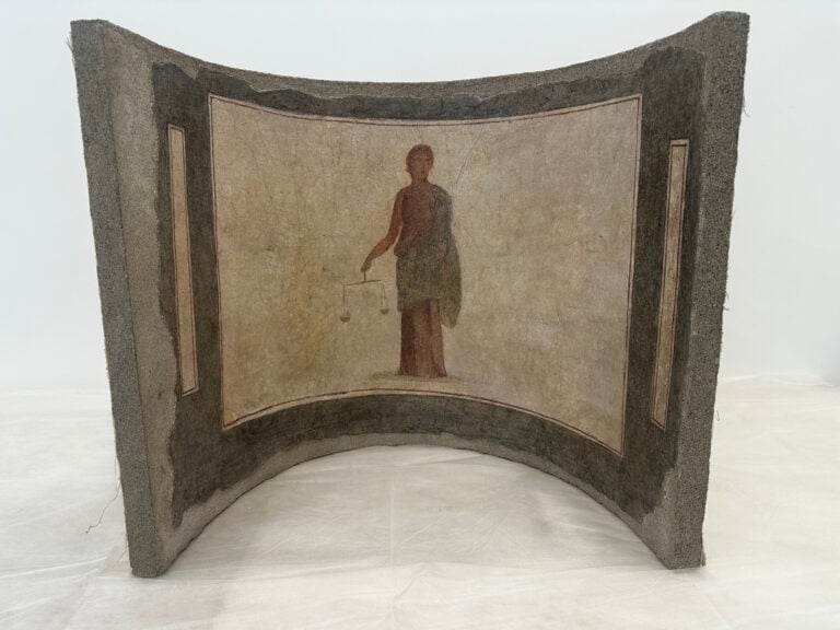 I reperti romani appena restaurati di Ostia Antica vengono allestiti negli alberghi di Roma