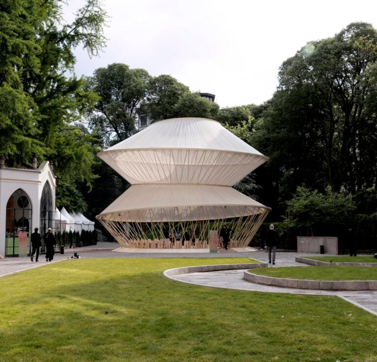 Dal Mar d&rsquo;Aral a Milano: l&rsquo;Uzbekistan si racconta tra artigianato e crisi climatica