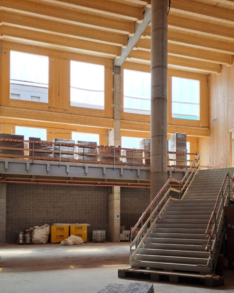 A Milano sono in costruzione due spettacolari biblioteche: le foto dei cantieri