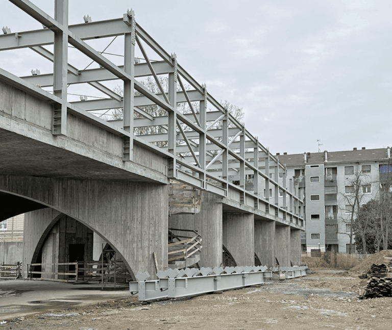 A Milano sono in costruzione due spettacolari biblioteche: le foto dei cantieri