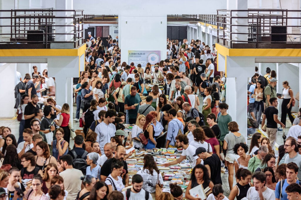 A Verona arriva un grande evento itinerante dove i libri si acquistano un tot al chilo: intervista