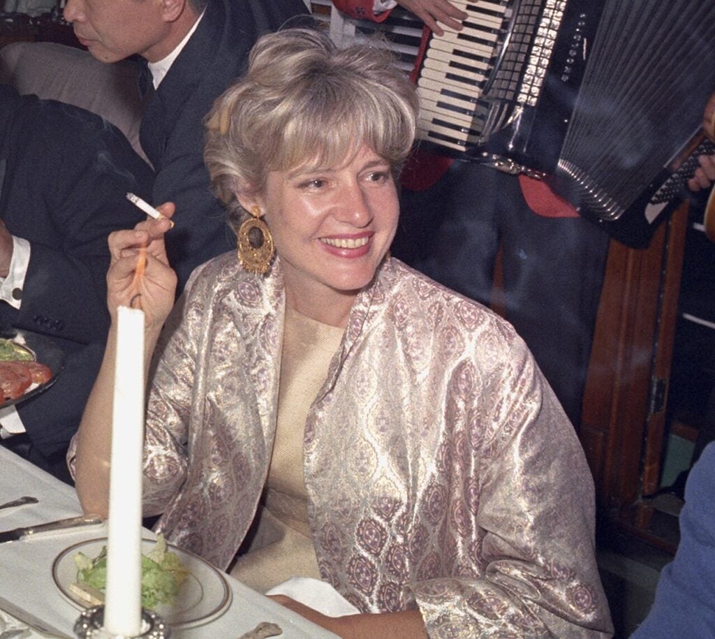 L’ultima amante di JFK era una pittrice. La storia di Mary Pinchot Meyer 