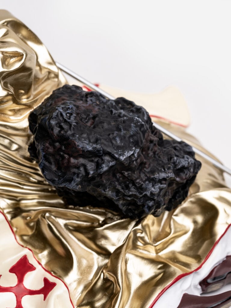 Ecco come sono finite le confessioni al telefono di&nbsp;Maurizio Cattelan