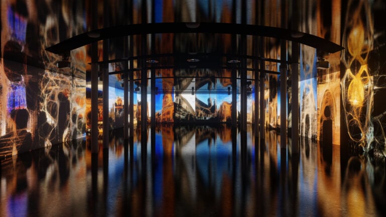 A Milano il Rinascimento italiano incontra l’intelligenza artificiale: intervista a Refik Anadol