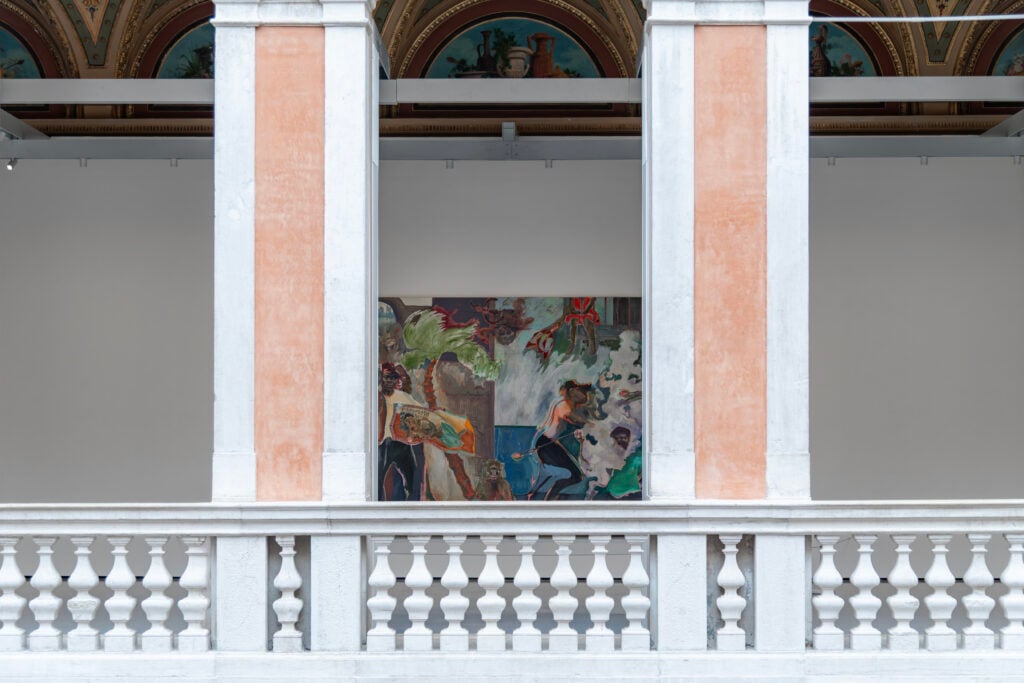 La sintesi tra poesia e violenza. Ecco come sono le mostre alla Pinault Collection di Venezia  