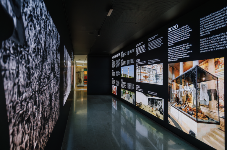 Il grande Anselm Kiefer arriva in mostra a Valencia. C&rsquo;&egrave; un&rsquo;opera rara per la prima volta in Europa