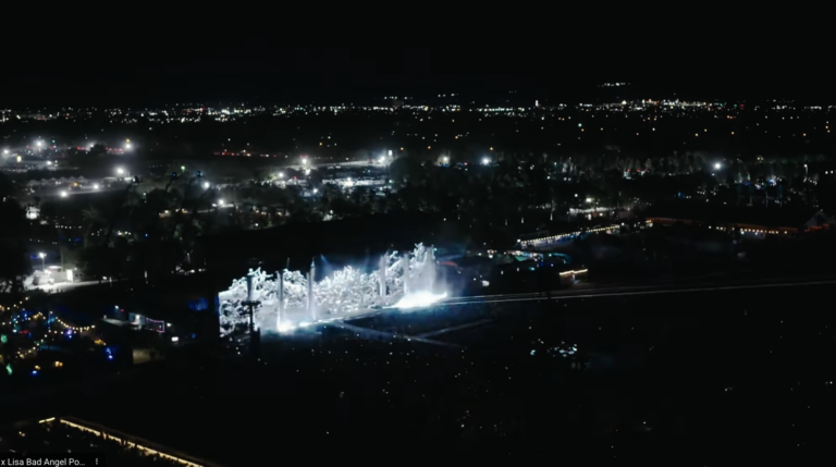Il dj italo-americano Anyma trasforma il deserto di Coachella col suo spettacolo