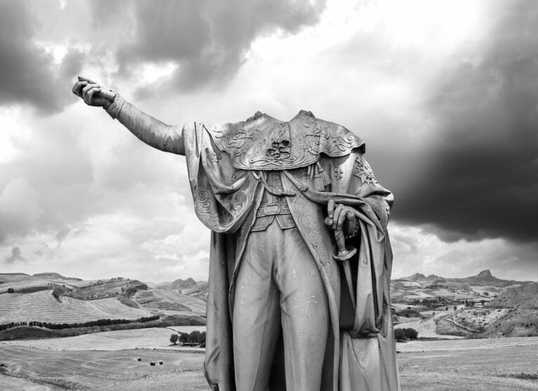 Tutte le ‘Sicilie’ di Armando Rotoletti all’Antiquarium di Centuripe in un viaggio tra memoria e visione